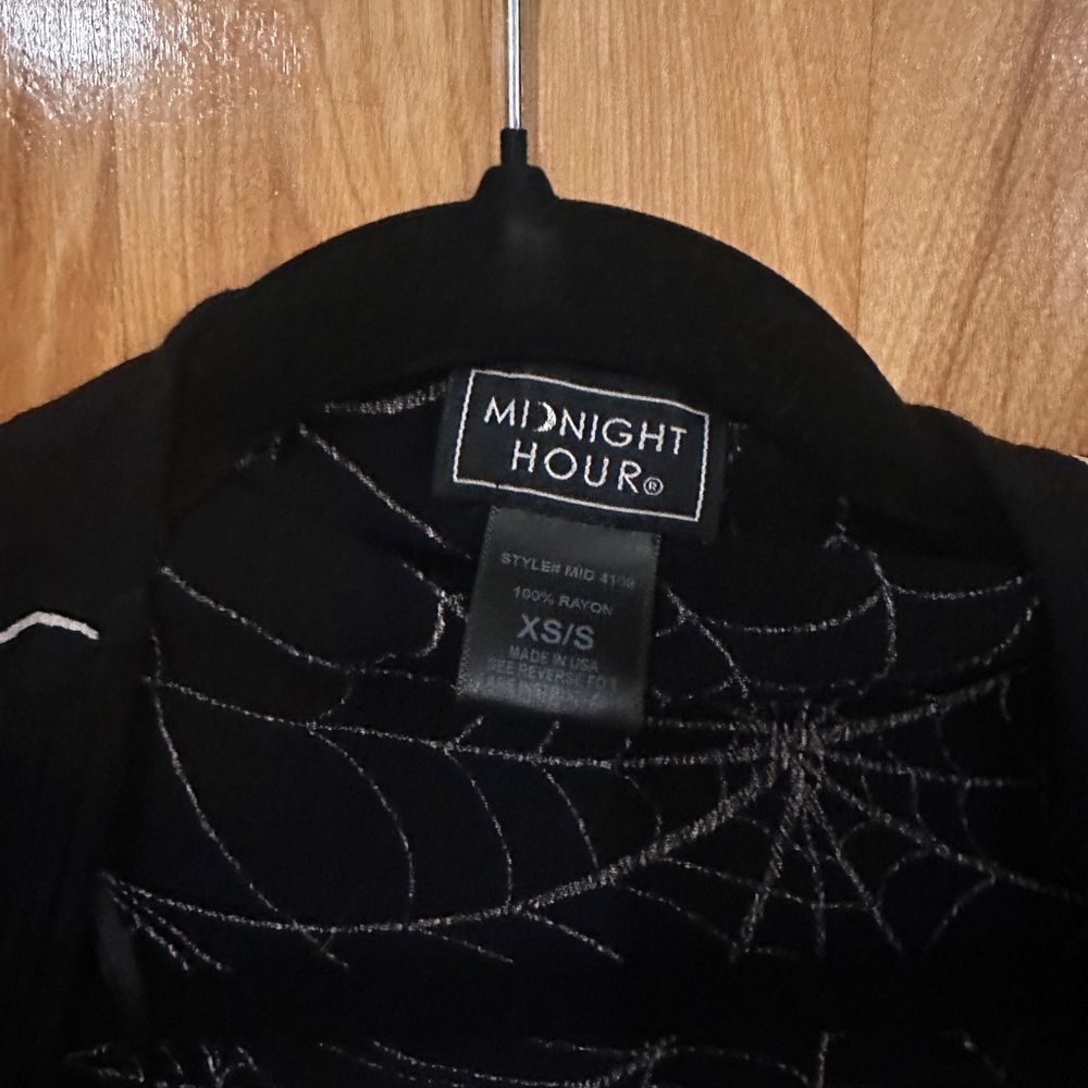 Midnight hour spiderweb - Picture 3 of 3